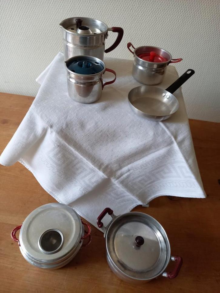 Pannetjes voor kinder fornuisjes, Verzamelen, Speelgoed, Gebruikt, Ophalen of Verzenden