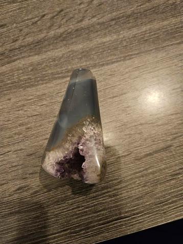 Amethist in Agaat Geode - 8,5x4,5 cm beschikbaar voor biedingen