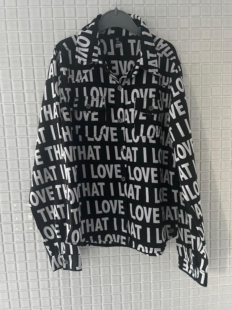 Mooie Zwart-wit blouse van Shoebt met tekstprint maat 134, Verzenden, Nieuw, Meisje, Overhemd of Blouse
