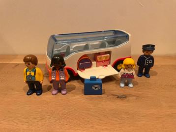Playmobil Bus met Poppetjes en Koffers beschikbaar voor biedingen