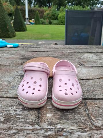 Roze Crocs Maat 26 - Gebruikt beschikbaar voor biedingen