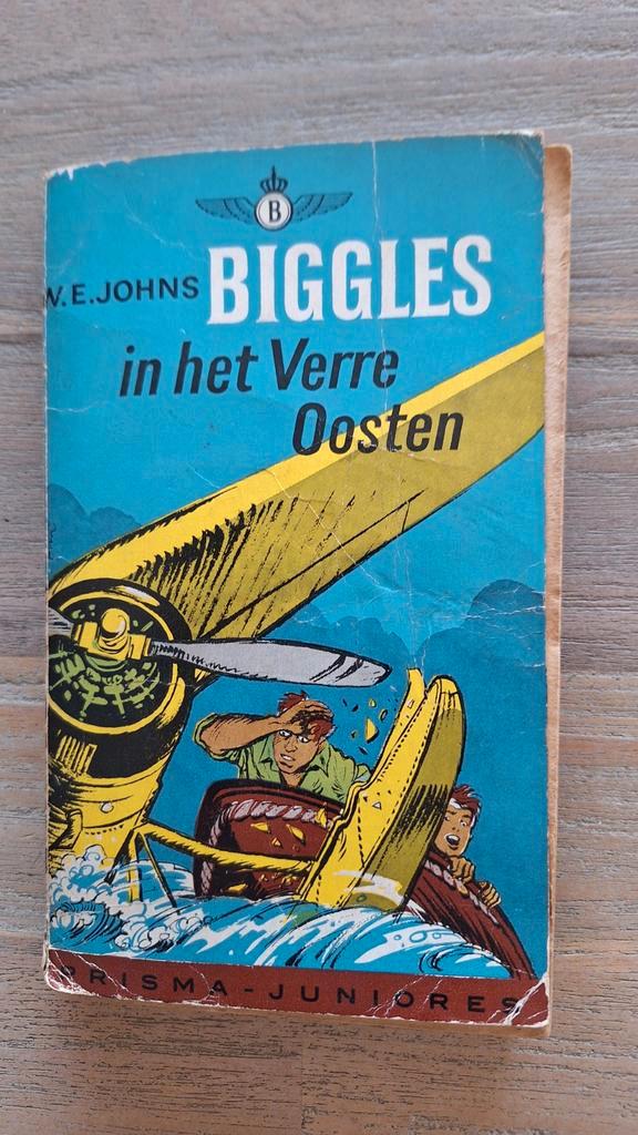 Biggles in het Verre Oosten - W.E. Johns - Pocket, Boeken, Avontuur en Actie, Gelezen, Ophalen of Verzenden