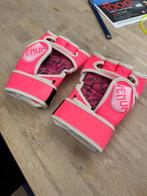 Venum Undisputed 2.0 Pink MMA trianing gloves, Verzenden, Zo goed als nieuw, Bokshandschoenen