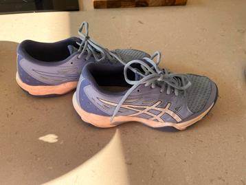 Asics Gel Pocket sportschoenen maat 36 beschikbaar voor biedingen