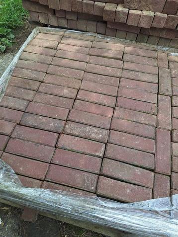 TE KOOP 13,5 M2 GEBAKKEN KLINKERS 7-DUIMERS beschikbaar voor biedingen