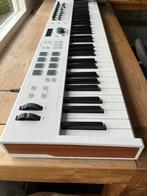 Arturia Keylab essential 88 midi keyboard zgan met pedaal, Muziek en Instrumenten, Zo goed als nieuw, Ophalen