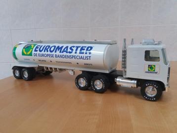 vrachtwagen euromaster beschikbaar voor biedingen