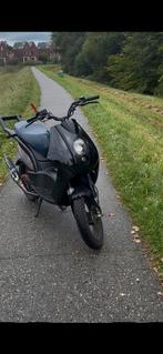Peugot ludix Met Wheelie rekje, Fietsen en Brommers, Scooters | Peugeot, Ophalen, Tweetakt, Gebruikt, 70 cc