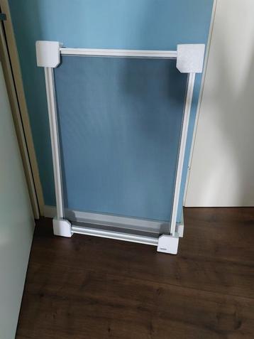 Inzethor 63 x92 cm beschikbaar voor biedingen