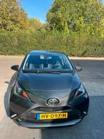 Toyota Aygo 1.0 12V Vvt-i Ddrs 2015 Grijs, Voorwielaandrijving, Stof, 4 stoelen, Origineel Nederlands
