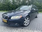 Volvo V70 2.4 D5 AWD Summum Apk 6-2026!, Auto's, Gebruikt, Blauw, Diesel, 2401 cc