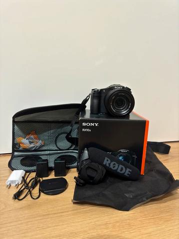 Sony camera DSC-RX10M2 met accessoires 