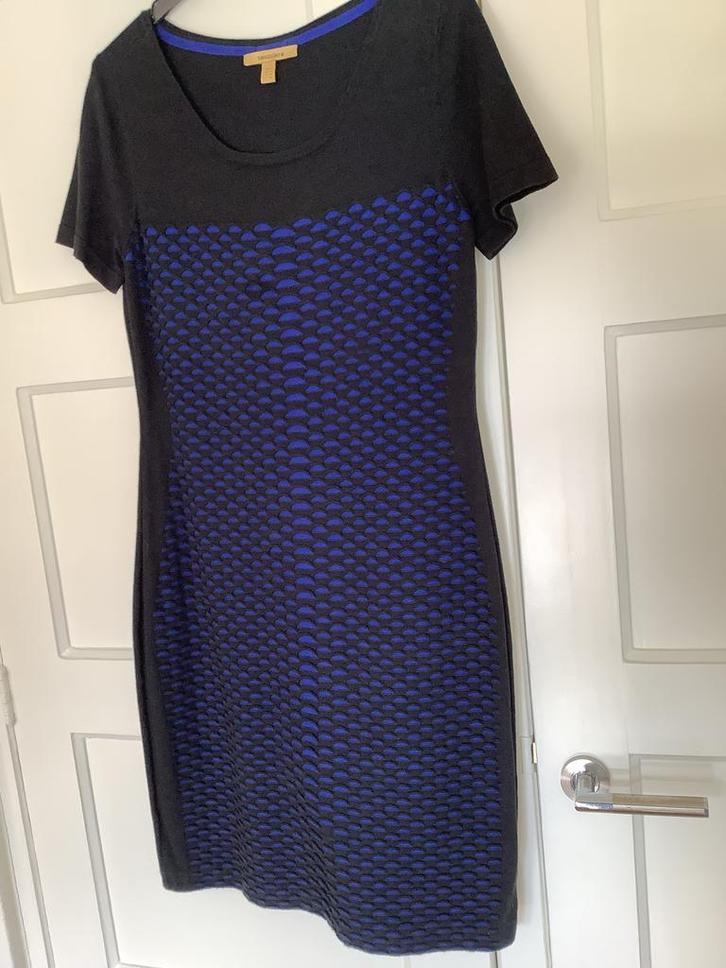 Zwart Blauwe Jurk Maat 42, Kleding | Dames, Jurken, Gedragen, Maat 42/44 (L), Zwart, Knielengte, Ophalen of Verzenden