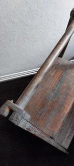 klein trapje  etagere, Ophalen, Zo goed als nieuw