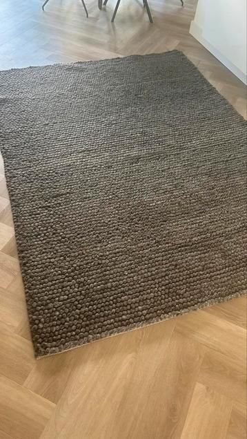 Vloerkleed 175x240 donkergrijs 100% wol