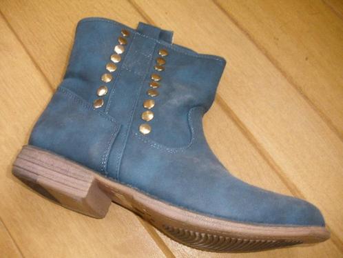 CLAUDIA GHIZZANI laarzen blauw met studs maat 41 - nieuw -, Kleding | Dames, Schoenen, Nieuw, Blauw, Ophalen of Verzenden