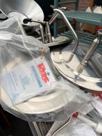 Mayonaise pompen te koop, Ophalen