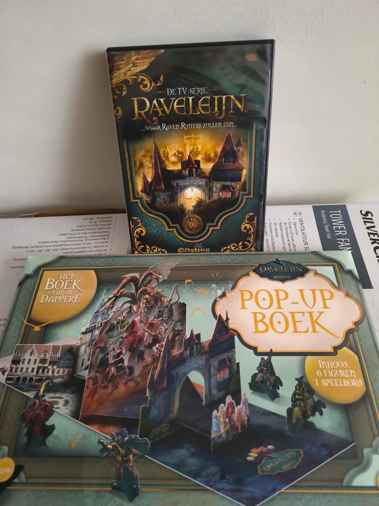 Efteling Raveleijn pop up boek en dvd, Ophalen of Verzenden, Zo goed als nieuw, Overige typen