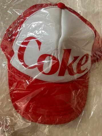 Coca Cola pet nieuw in verpakking Coke (2 stuks beschikbaar) beschikbaar voor biedingen