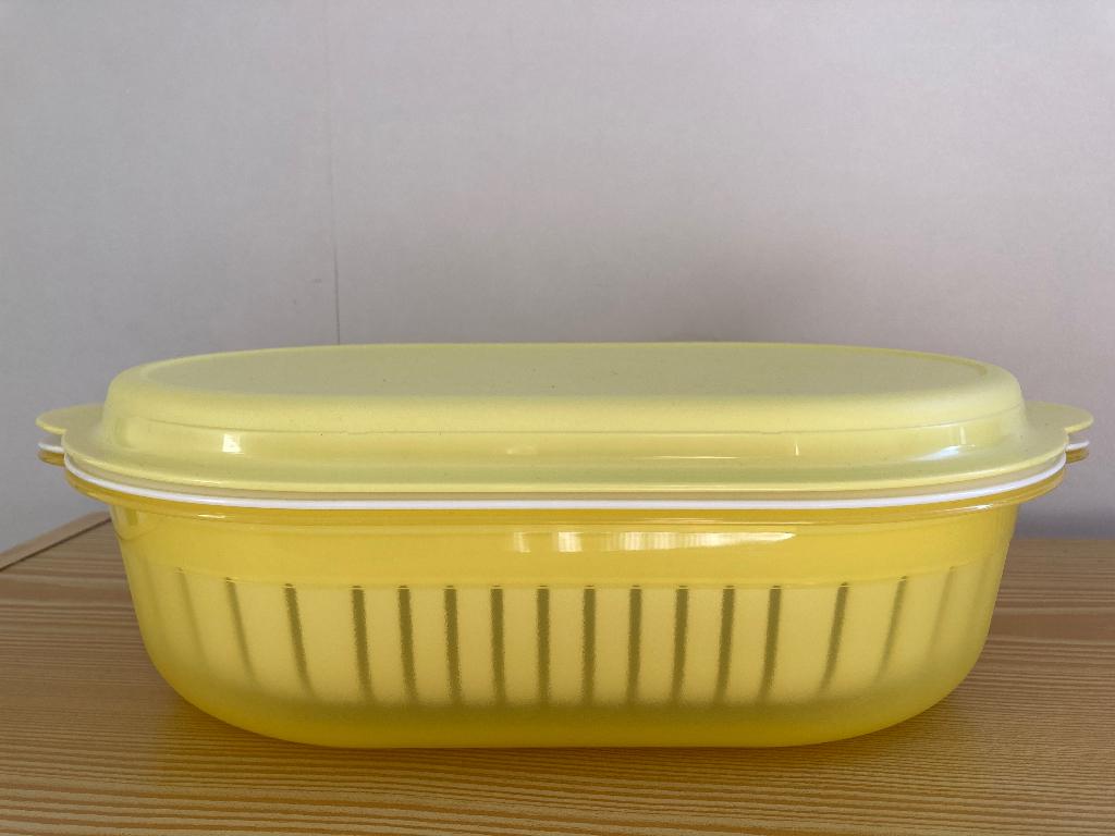Tupperware vergiet nieuw, Huis en Inrichting, Keuken | Tupperware, Ophalen of Verzenden, Nieuw, Geel, Overige typen