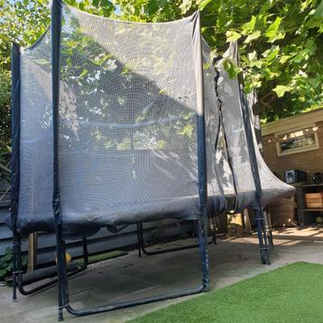 Trampoline 300x200 cm  beschikbaar voor biedingen