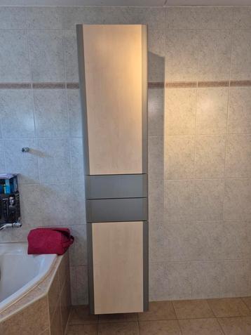 Laufen hoge badkamerkast 180cm beschikbaar voor biedingen