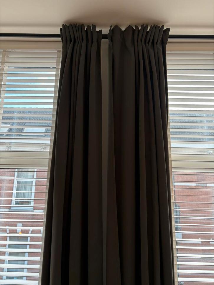 IKEA Verduisterende Gordijnen, Huis en Inrichting, Stoffering | Gordijnen en Lamellen, Zo goed als nieuw, 200 cm of meer, 100 tot 150 cm