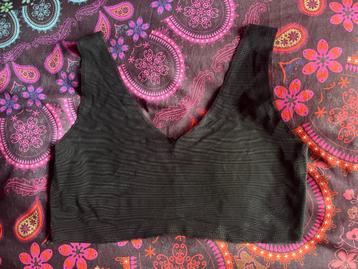 Nieuw zwart dun elastisch topje/BH nu voor 8,50€ beschikbaar voor biedingen