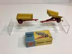 Corgi Toys 51 Massey - Ferguson trailer, Ophalen of Verzenden, Gebruikt, Tractor of Landbouw, Corgi