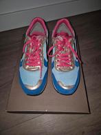 Tamaris sneakers nieuw in doos. Maat 37., Ophalen of Verzenden, Nieuw, Sneakers of Gympen