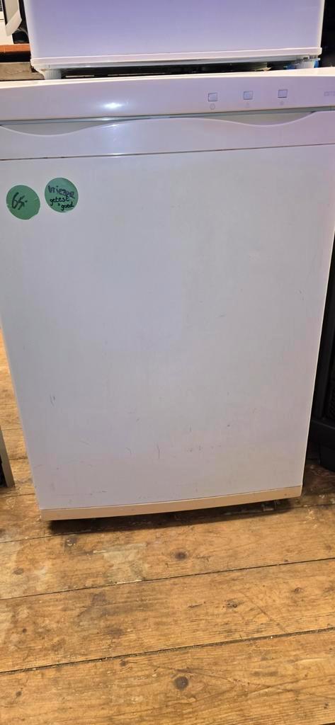 Tafelmodel vriezer met garantie, Witgoed en Apparatuur, Vriezers en Diepvrieskisten, Zo goed als nieuw, Vrijstaand, Minder dan 85 cm