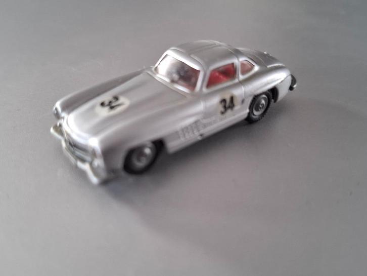 1:87 Mercedes 300 SL € 4, Hobby en Vrije tijd, Modelauto's | 1:87, Zo goed als nieuw, Auto, Overige merken, Verzenden