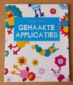 Haken - Gehaakte Applicaties - Brenda Smits - 2012, Gebruikt, Ophalen of Verzenden, Nvt, Patroon of Boek