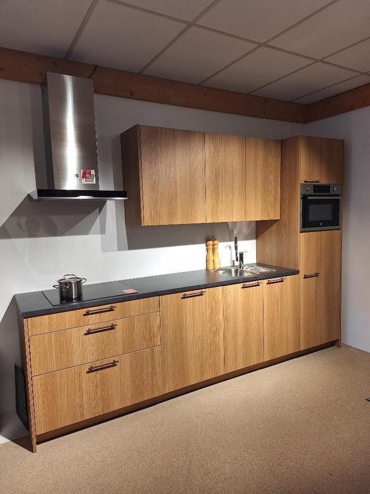 Showroomkeuken Rotpunkt 307cm lang., Huis en Inrichting, Keuken | Complete keukens, Nieuw, Enkelwandige keuken, Overige kleuren