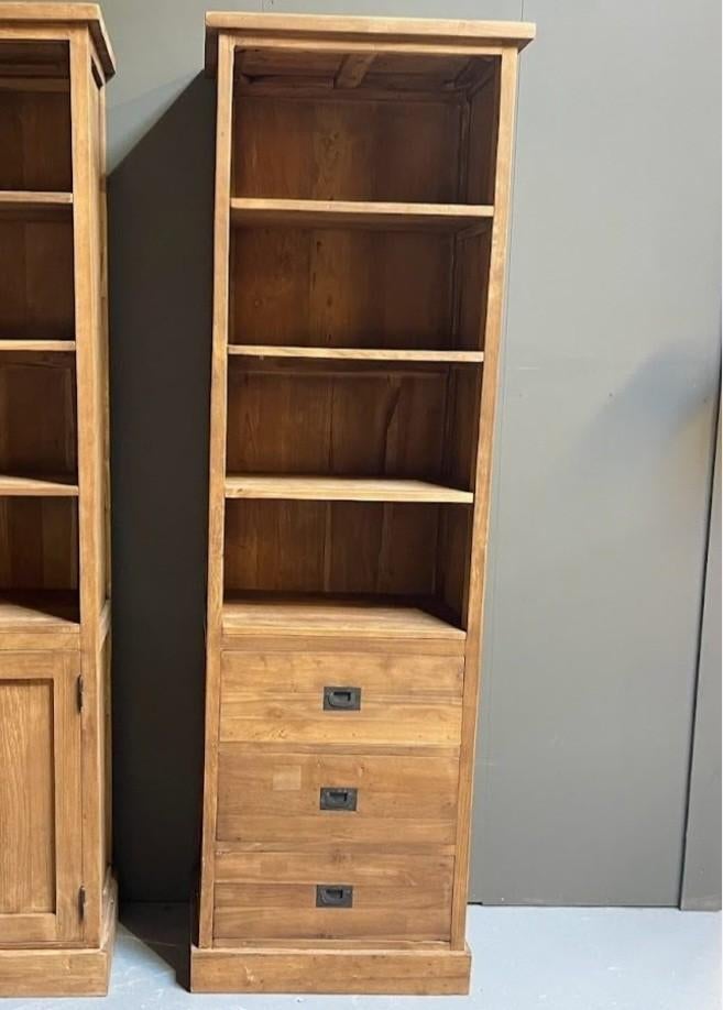 GEZOCHT teak boekenkast, Huis en Inrichting, Kasten | Boekenkasten, Met plank(en), Teakhout, Zo goed als nieuw, 150 tot 200 cm