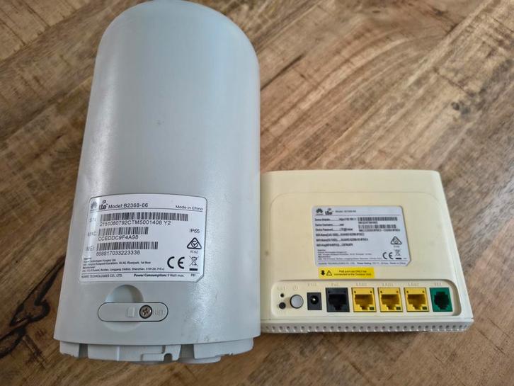 Huawei B2368 4G+ Outdoor CPE Router Set, Computers en Software, Routers en Modems, Gebruikt, Router met modem, Ophalen of Verzenden