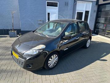 Renault Clio 1.5 dCi Parisienne beschikbaar voor biedingen