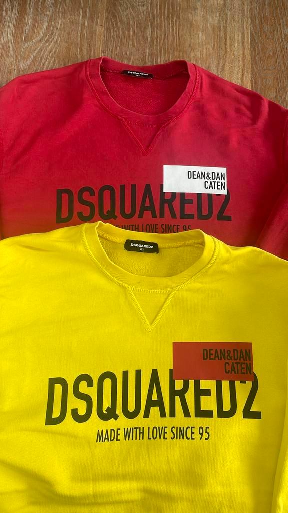 Dsquared2 sweaters (2stuks) maat 16 jaar(s), Kleding | Heren, Truien en Vesten, Zo goed als nieuw, Overige maten, Rood, Ophalen of Verzenden