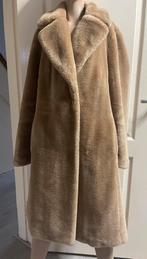 Marccain echt zachte bont mantel N5, Kleding | Dames, Ophalen of Verzenden, Nieuw, Maat 42/44 (L), Beige
