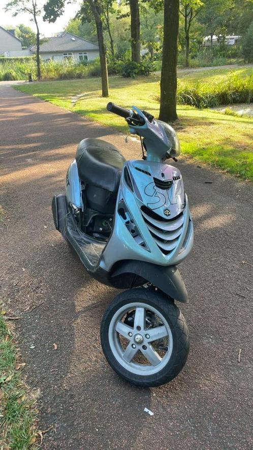 Piaggio Zip 172 cc, Fietsen en Brommers, Scooters | Piaggio, Zo goed als nieuw, Zip, Maximaal 45 km/u, Tweetakt, Ophalen