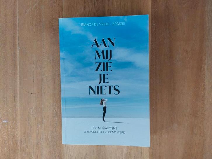 Bianca de Vrind-Zegers - Aan mij zie je niets, Boeken, Godsdienst en Theologie, Zo goed als nieuw, Ophalen of Verzenden