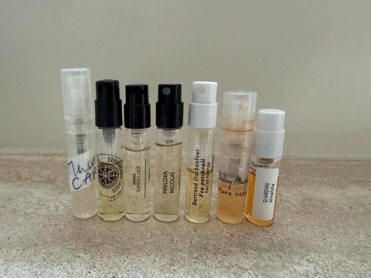 Niche samples en decants, Sieraden, Tassen en Uiterlijk, Uiterlijk | Parfum, Zo goed als nieuw, Verzenden