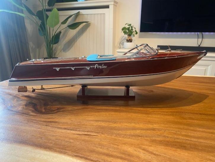 Riva Super Ariston schaalmodel 1:12 67 CM hout, Hobby en Vrije tijd, Modelbouw | Boten en Schepen, Nieuw, Groter dan 1:32, Ophalen of Verzenden