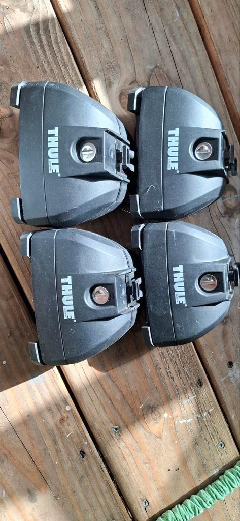 Thule 4053 & 753 Voetenset Peugeot 308 SW, Auto diversen, Dakdragers, Gebruikt, Ophalen of Verzenden