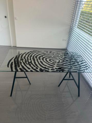 IKEA Galant Bureau - Glazen Blad beschikbaar voor biedingen