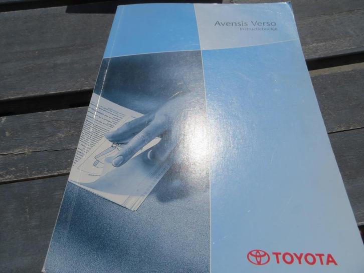 Nieuw instructieboek Toyota Avensis Verso 2001, 318 blz, Auto diversen, Handleidingen en Instructieboekjes, Ophalen of Verzenden