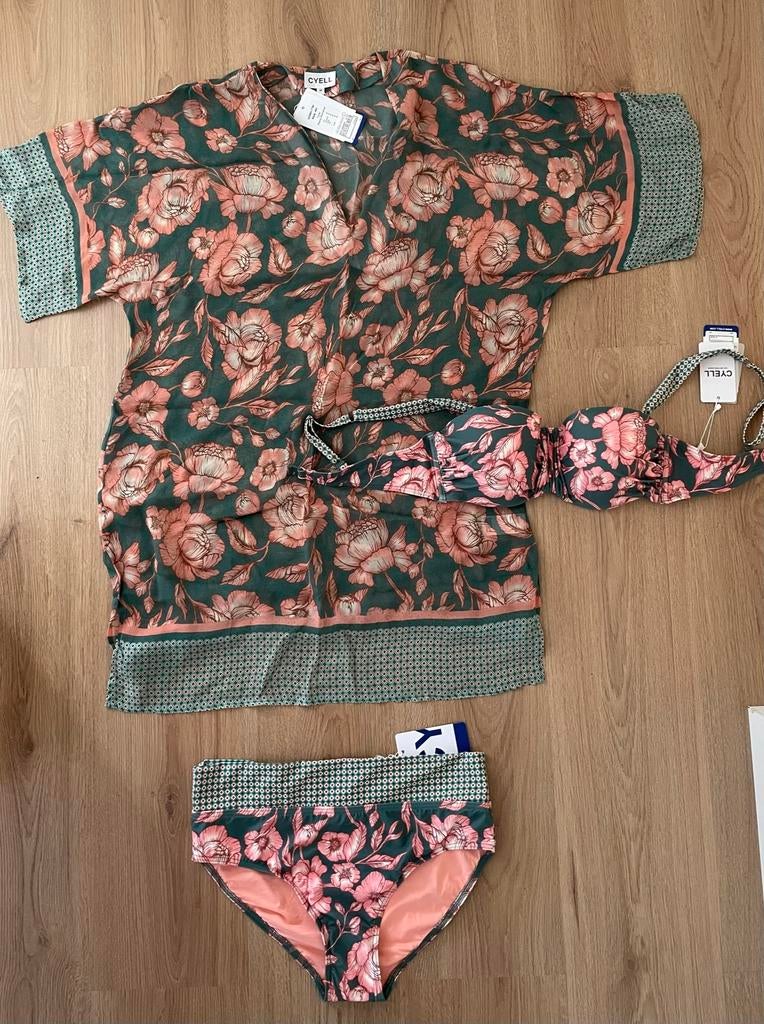 Mooie complete set van Cyell maat 40C en M normaal €195, Ophalen of Verzenden, Nieuw, Groen, Bikini