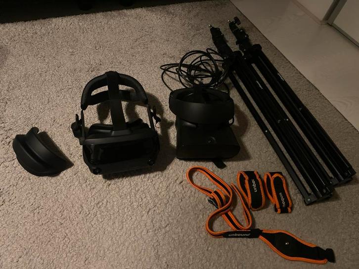 Valve Index VR Headset - Gebruikt 2 stuks, Spelcomputers en Games, Virtual Reality, Gebruikt, Pc, VR-bril, Ophalen of Verzenden