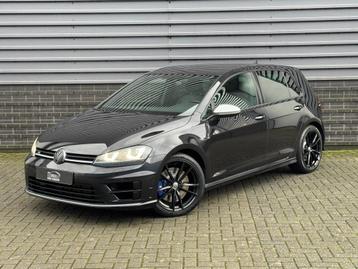 Volkswagen Golf 2.0 TSI R 4Motion | Navi | Stoelvw | Keyless beschikbaar voor biedingen