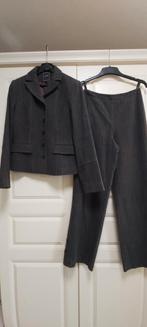 Merk Pulls dameskostuum maat S., Kleding | Dames, Pulls, Kostuum of Pak, Bruin, Ophalen of Verzenden